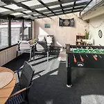 3 Bedroom Cozy In * 哈泽斯莱乌