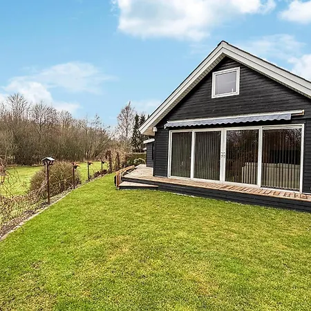 Holiday home 3 Bedroom Cozy In