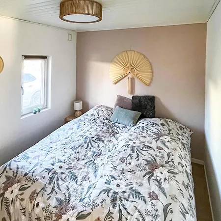 Сasa de vacaciones 3 Bedroom Cozy In