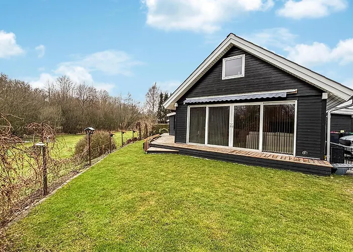 Holiday home 3 Bedroom Cozy In