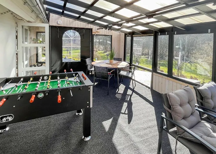 3 Bedroom Cozy In Prázdninový dům